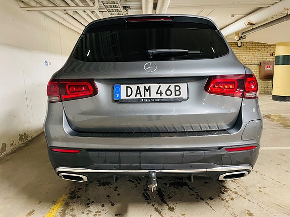 Mercedes-Benz GLC300 de 8 of 21