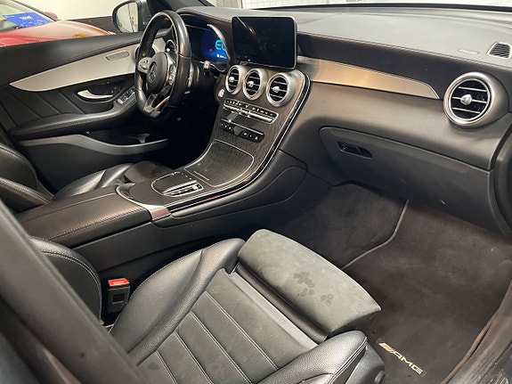 Mercedes-Benz GLC300 de 9 of 21