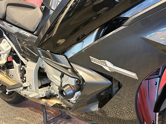 Yamaha FJR1300AE 7 of 20