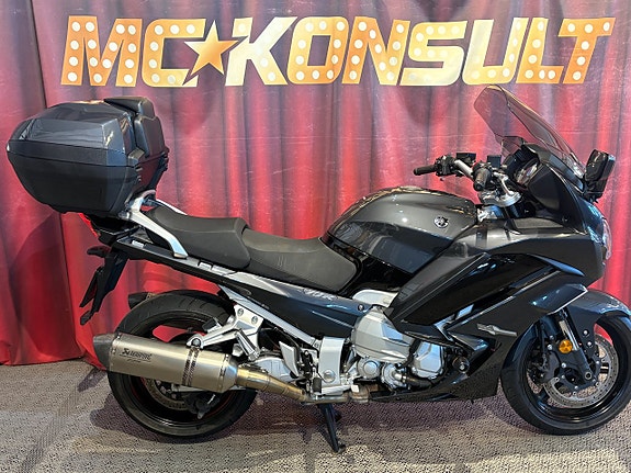 Yamaha FJR1300AE 2 of 20