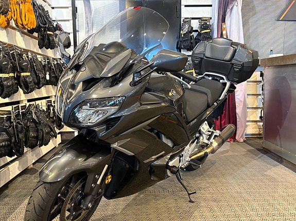 Yamaha FJR1300AE 14 of 20