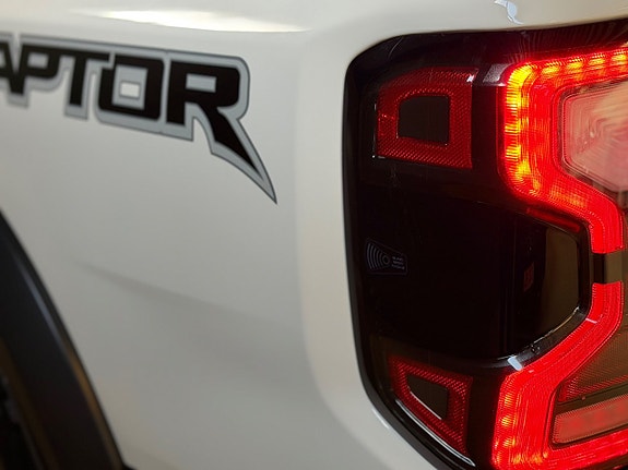 Ford Ranger Raptor 7 of 19