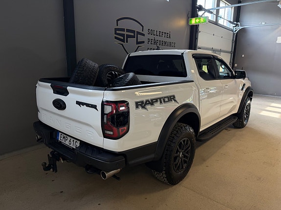 Ford Ranger Raptor 3 of 19