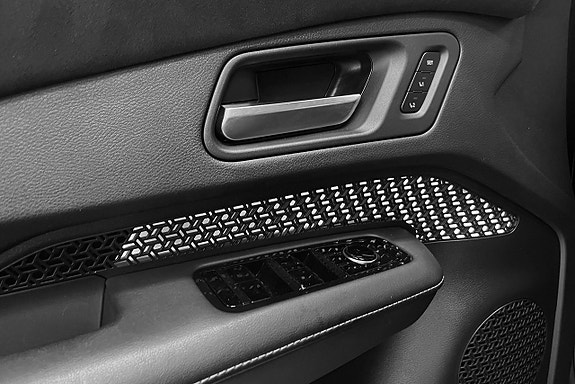 Nissan Ariya 13 of 30