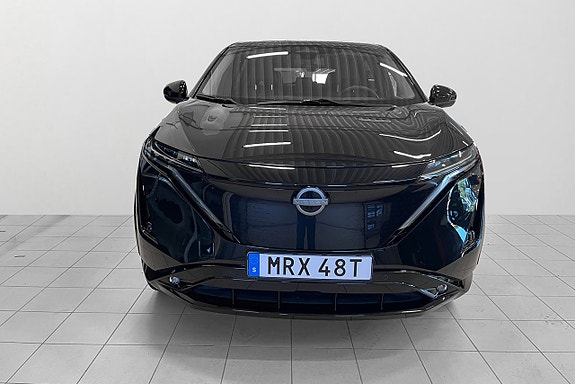 Nissan Ariya 4 of 30