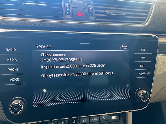 Skoda Superb 23 of 25