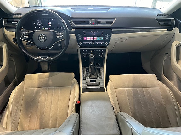 Skoda Superb 12 of 25