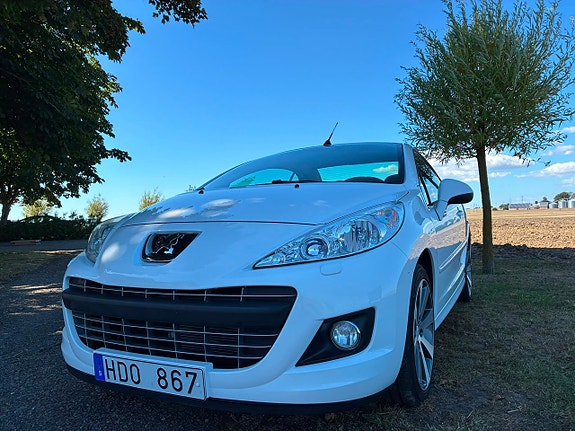 Peugeot 207 CC 6 of 8