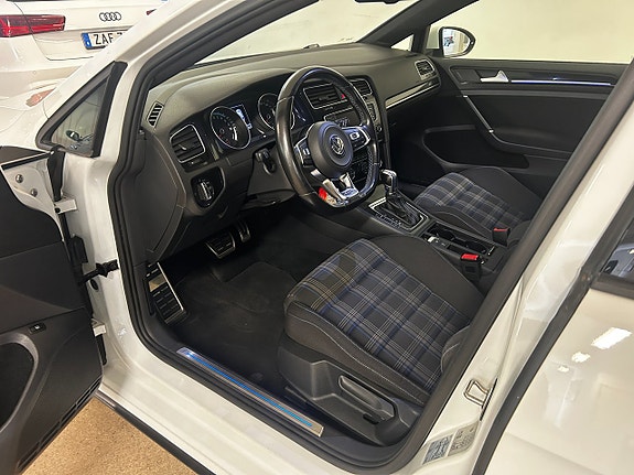 Volkswagen Golf I 8 of 21