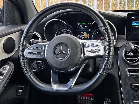 Mercedes-Benz GLC300 de 9 of 13