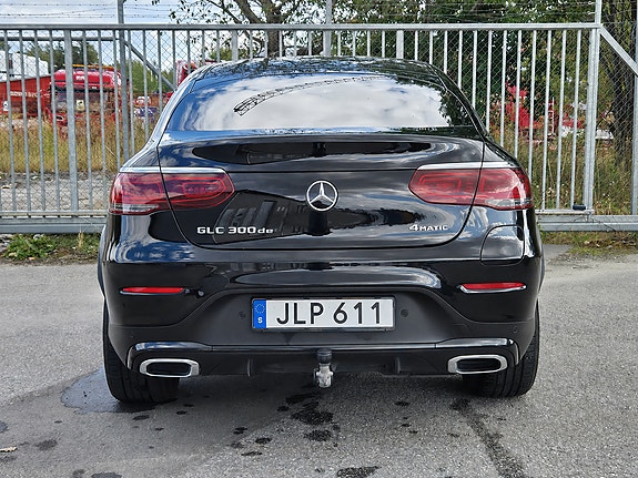 Mercedes-Benz GLC300 de 5 of 13