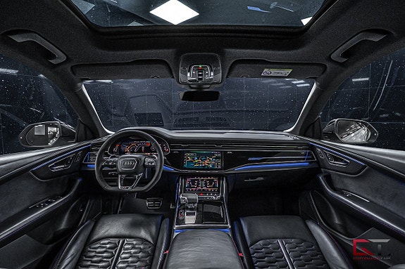 Audi RS Q8 17 of 23