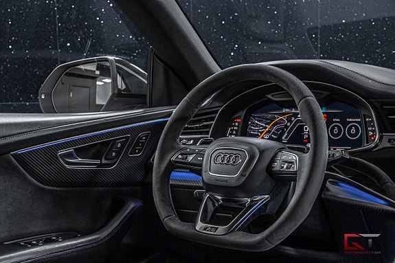 Audi RS Q8 22 of 23