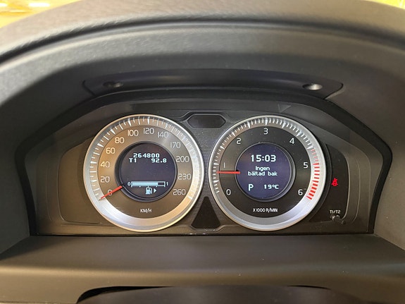 Volvo XC70 14 of 20