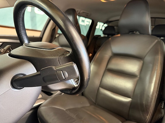 Volvo XC70 8 of 20