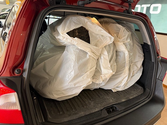 Volvo XC70 5 of 20