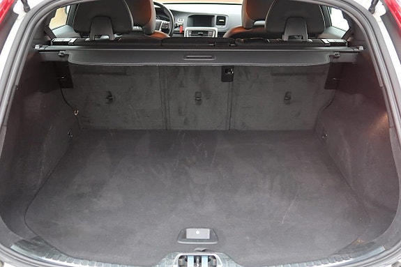 Volvo V60 19 of 19