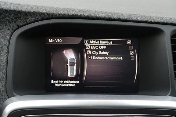 Volvo V60 15 of 19