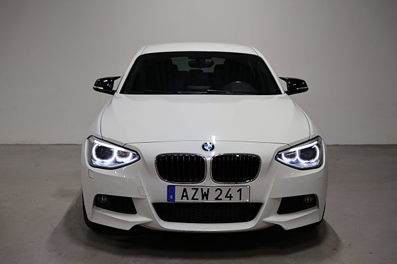 BMW 116i 3 of 23
