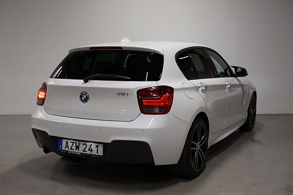 BMW 116i 8 of 23