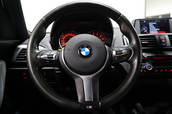 BMW 116i 14 of 23