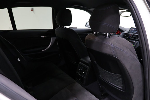 BMW 116i 18 of 23