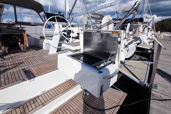 Beneteau Oceanis 46.1 First Line | 2023 3 of 12