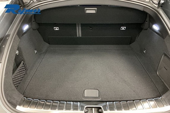 Polestar 4 14 of 18