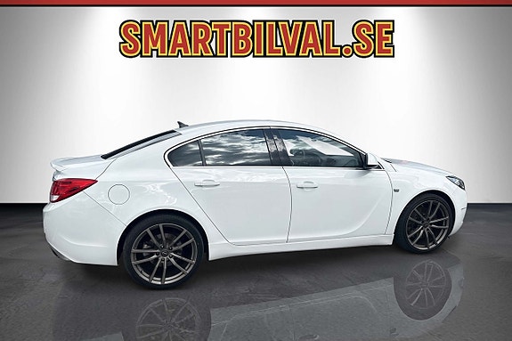 Opel Insignia 8 of 30