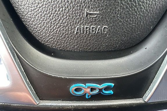 Opel Insignia 25 of 30