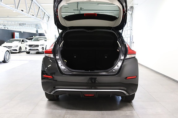 Nissan Leaf 7 of 23