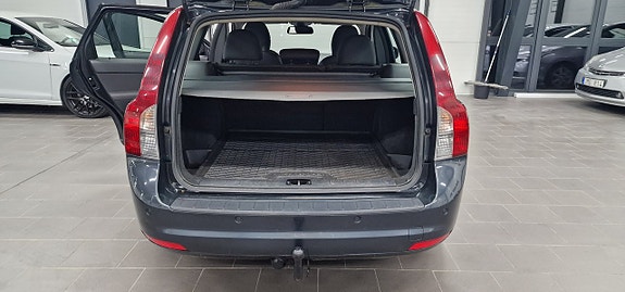 Volvo V50 10 of 20