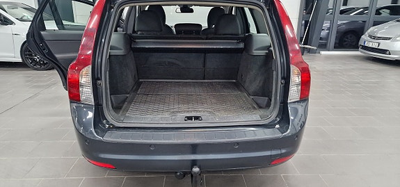 Volvo V50 9 of 20