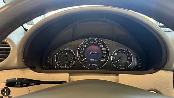Mercedes-Benz CLK500 30 of 30
