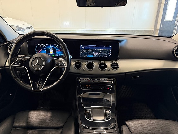 Mercedes-Benz E220 18 of 29