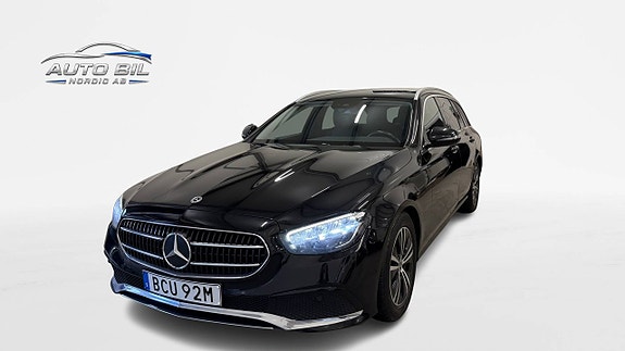 Mercedes-Benz E220 3 of 29