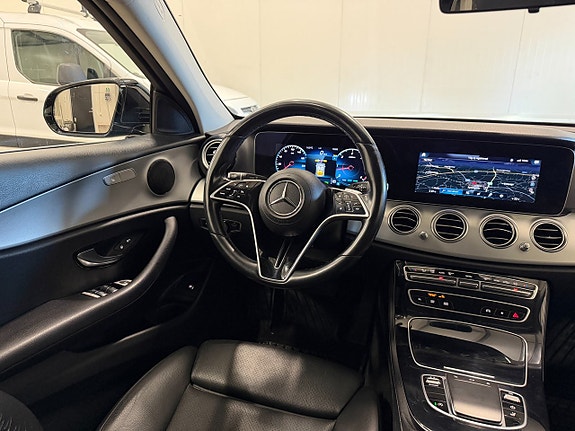 Mercedes-Benz E220 17 of 29