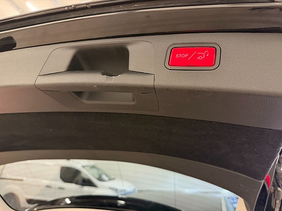 Mercedes-Benz E220 14 of 29