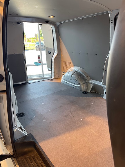 Volkswagen Transporter 13 of 13