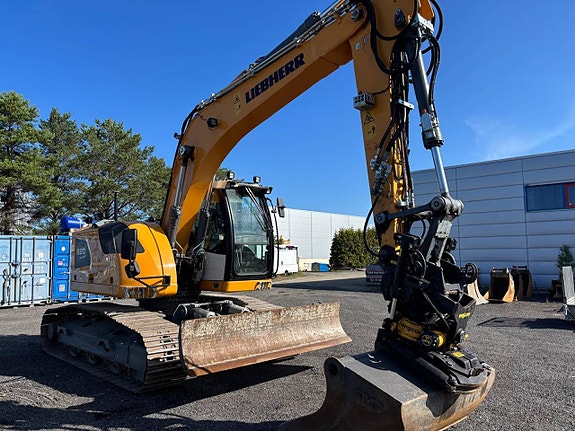 Liebherr R920 Compact 2250 timmar Makin 3D 9 of 12
