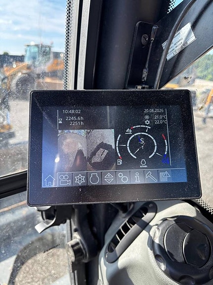 Liebherr R920 Compact 2250 timmar Makin 3D 10 of 12