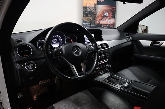 Mercedes-Benz C220 7 of 27