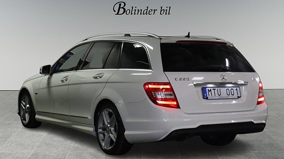 Mercedes-Benz C220 4 of 27