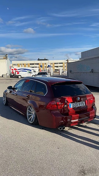 BMW 330d 8 of 13
