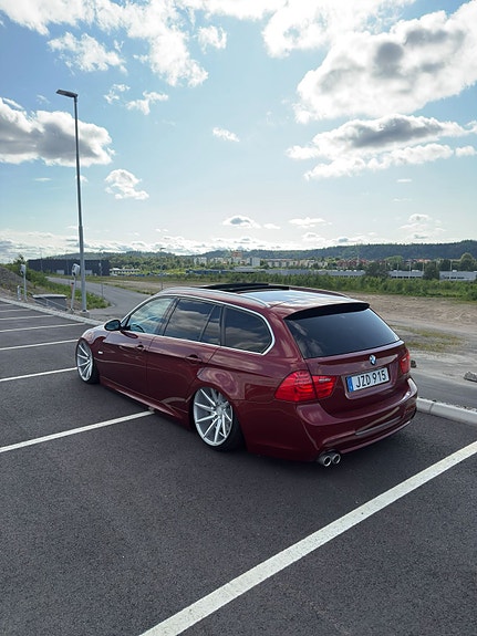 BMW 330d 13 of 13
