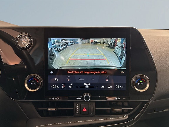 Lexus NX450h+ 15 of 19