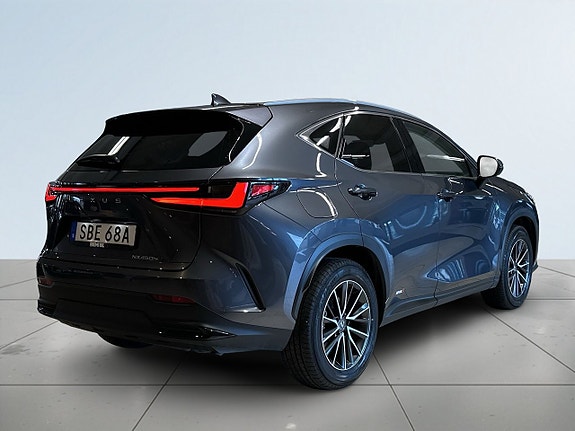 Lexus NX450h+ 6 of 19