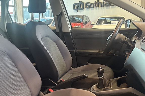 Seat Arona 10 of 22