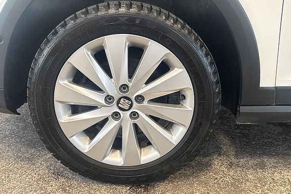 Seat Arona 9 of 22