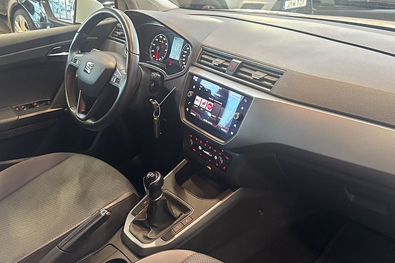 Seat Arona 11 of 22